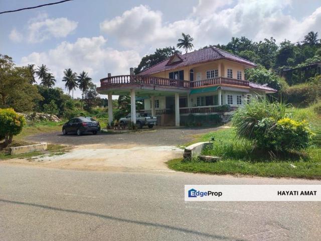 House for sale in Kampung Desa Putra, Sepang