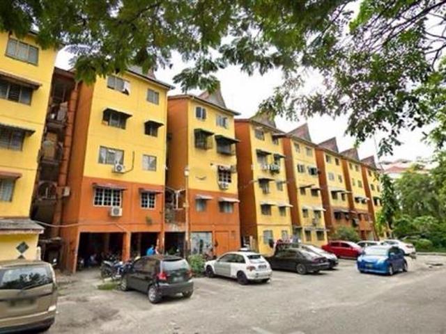Flat for sale in Petaling, Damansara Damai