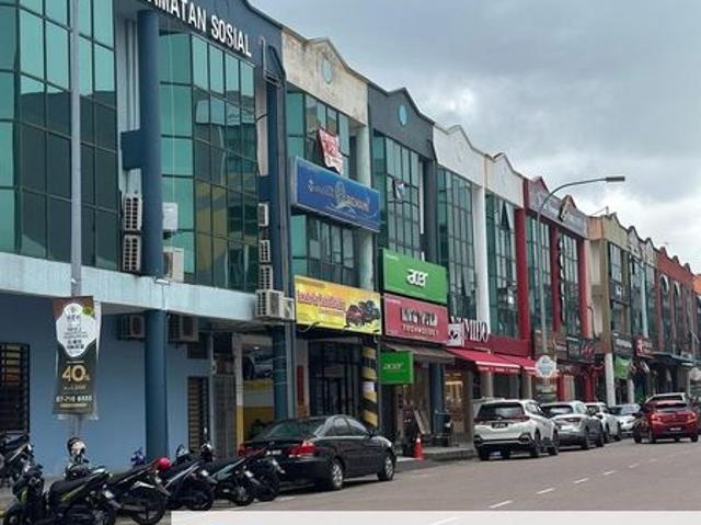 Shop for sale in Kluang, Johor