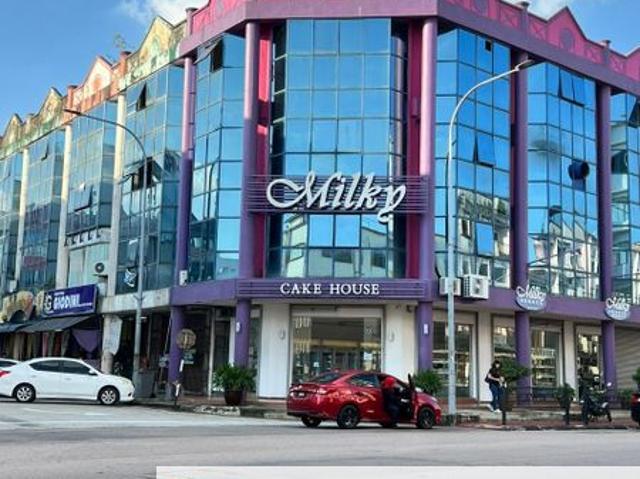 Shop for rent in Kluang, Johor