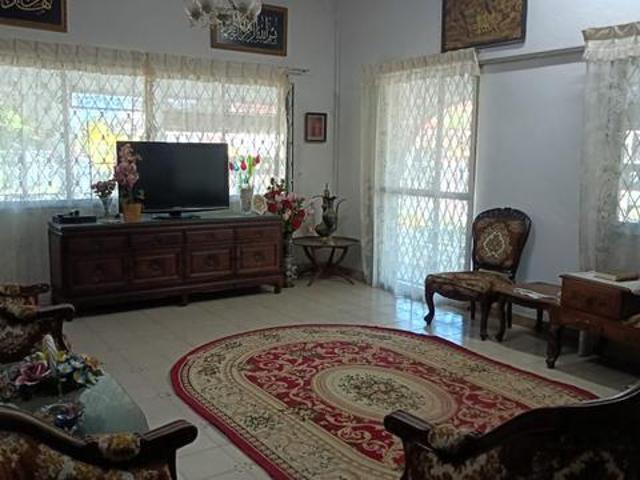Bungalow for sale in Kluang, Johor