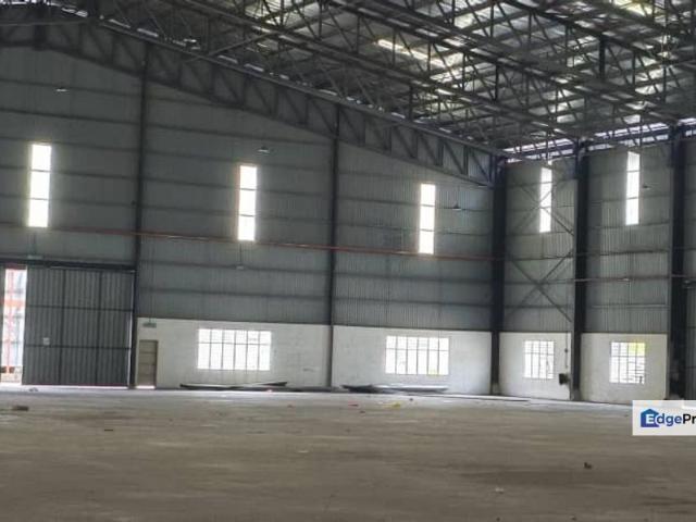 Warehouse for rent in Petaling, Alam Impian