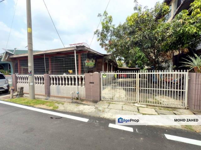 House for sale in Langat, Selangor
