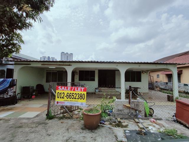 Terraced House for sale in Langat, Selangor