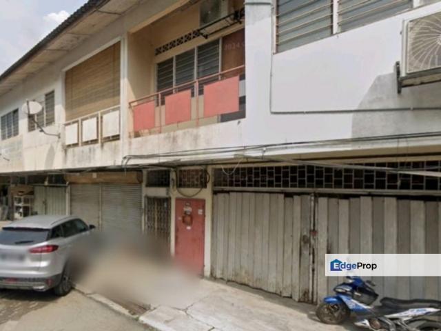 Shop for sale in Petaling, Country Heights Damansara