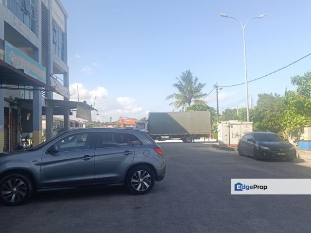 Shop for sale in Johor