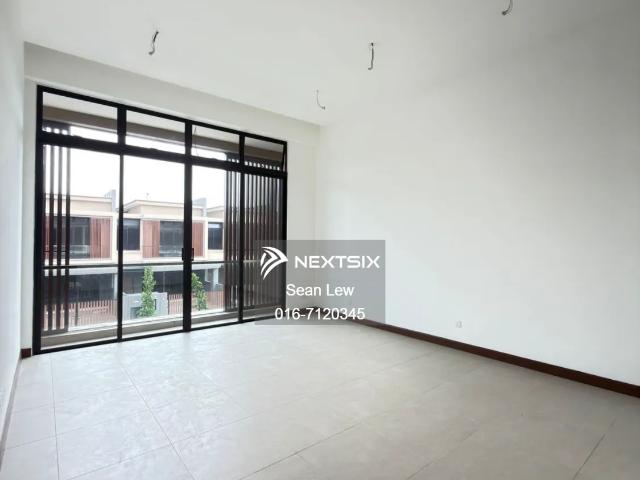 Shop for sale in Batu Pahat, Johor