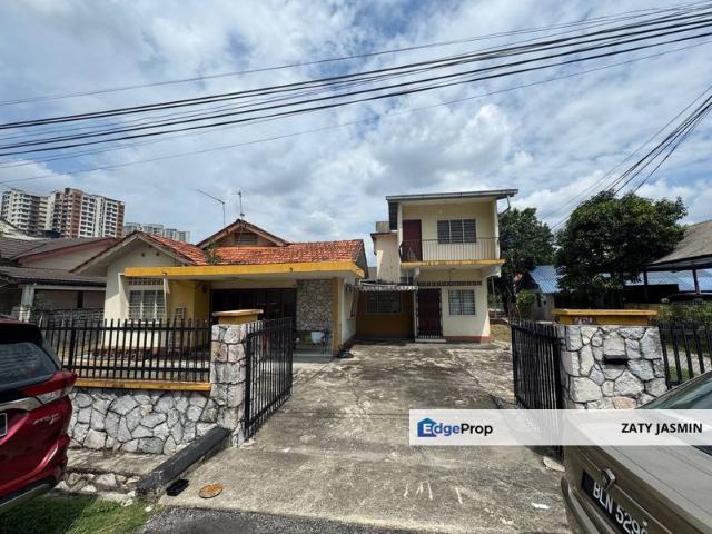 House for sale in Country Heights Damansara, Kuala Lumpur