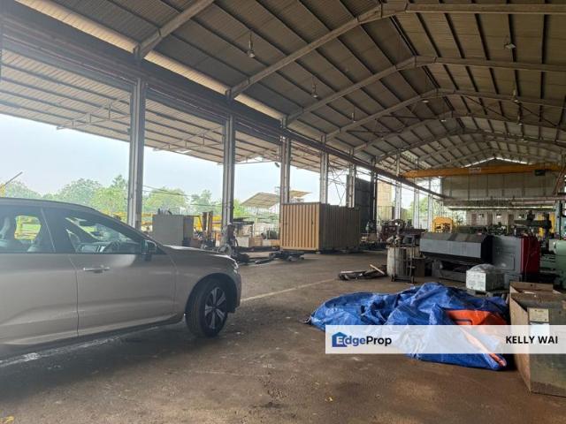 Warehouse for sale in Johor