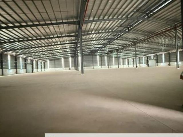 Warehouse for sale in Johor
