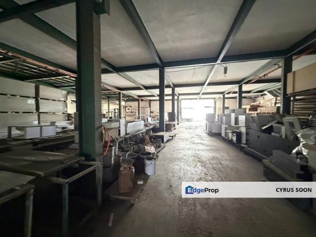Warehouse for sale in Petaling, Alam Impian