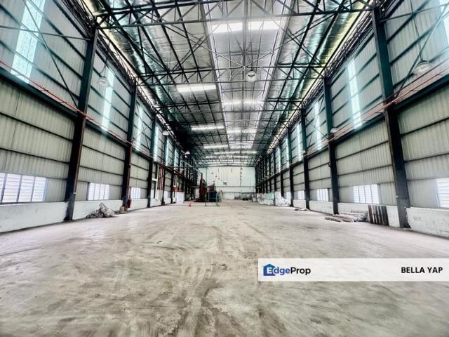 Warehouse for rent in Petaling, Alam Impian