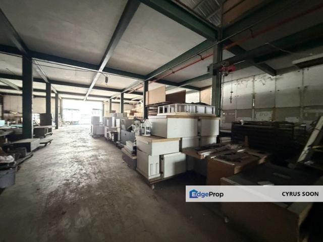 Warehouse for rent in Petaling, Alam Impian