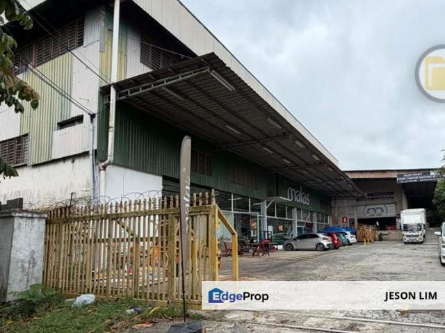 Warehouse for rent in Seksyen U9, Shah Alam