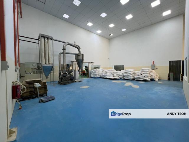 Warehouse for sale in Selayang, Selangor