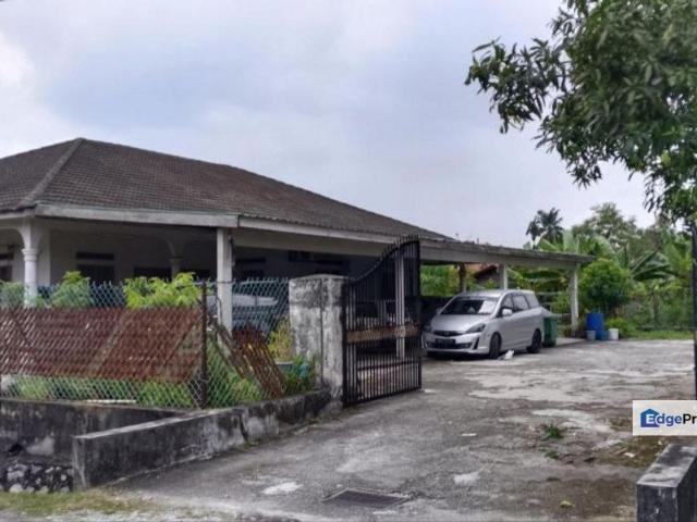 House for sale in Kajang, Langat