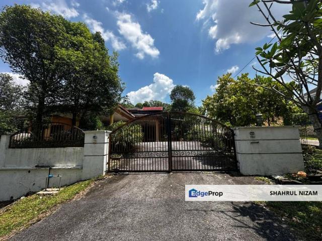 House for sale in Kajang, Langat