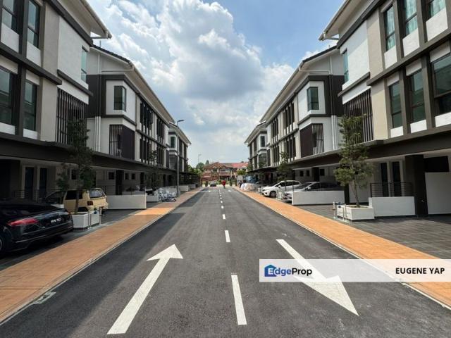 House for sale in Petaling, Damansara Damai