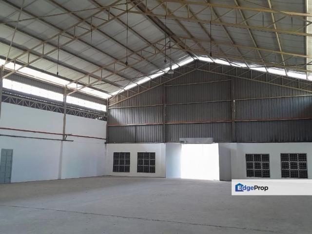 Warehouse for rent in Petaling, Damansara Damai