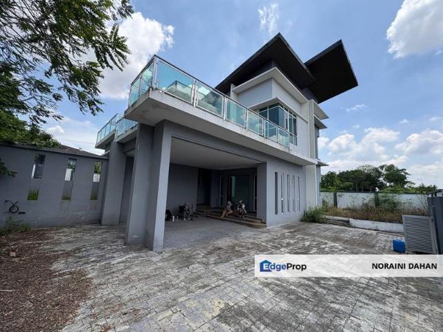 House for sale in Tanjong Sepat, Selangor