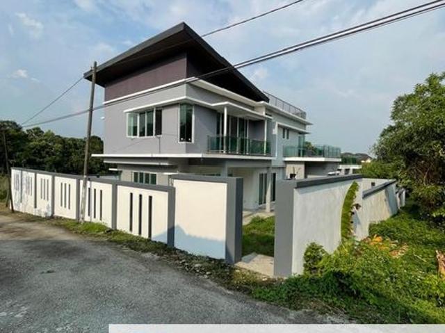 House for sale in Tanjong Sepat, Selangor