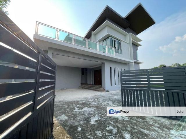 House for sale in Tanjong Sepat, Selangor