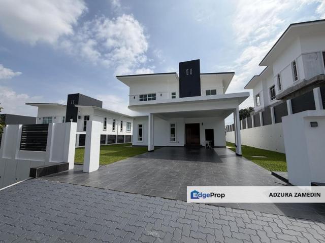 House for sale in Tanjong Sepat, Selangor
