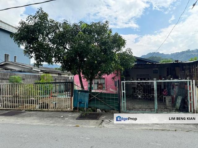 House for sale in Langat, Selangor