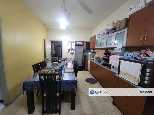 House for sale in Petaling Jaya, Petaling