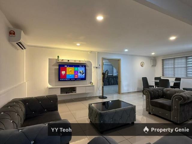 Bungalow for sale in Ujong Pasir, Malaka