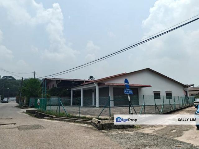 Shop for rent in Ulu Tiram, Johor Bahru