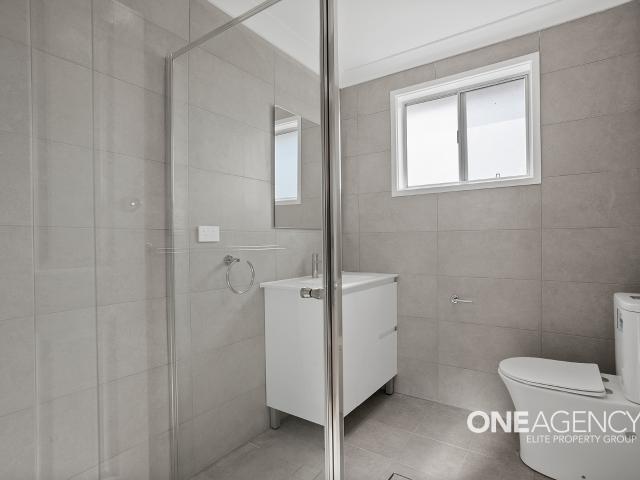 House for rent in Kanahooka, Wollongong City Council
