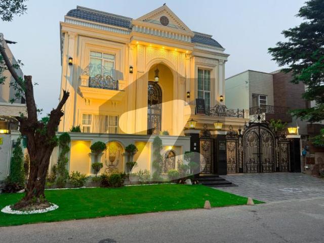 House for sale in لاہور, لاہور ڈویژن