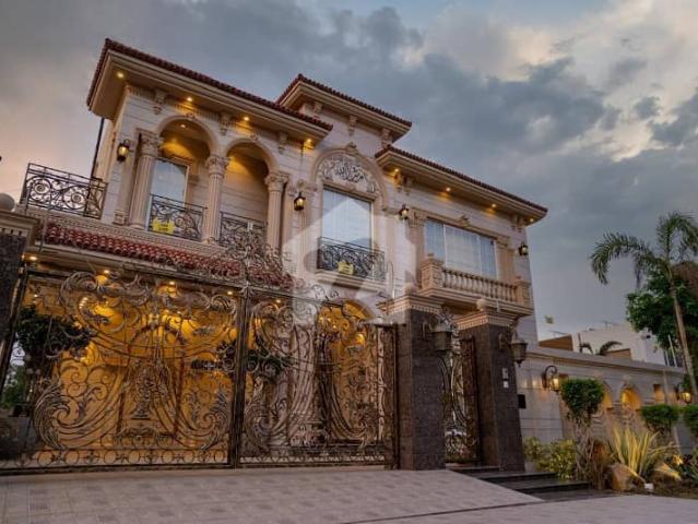 House for sale in لاہور, لاہور ڈویژن