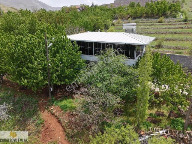 Yeşilyurt içerisinde satılık Villa