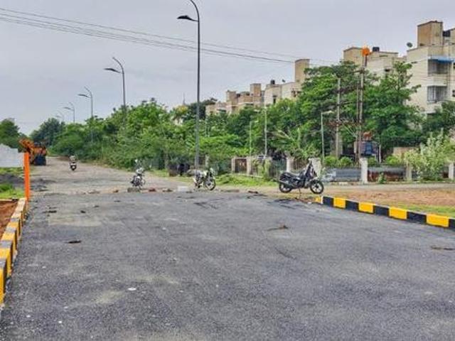 Land for sale in Kandigai, Tamil Nadu