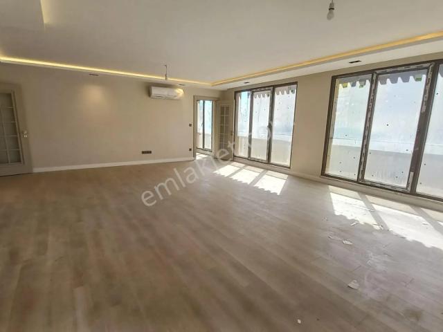 Üsküdar, İstanbul içerisinde satılık mülk