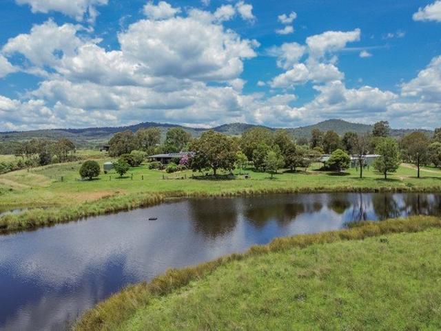 Cottage for sale in Silverwood, Queensland