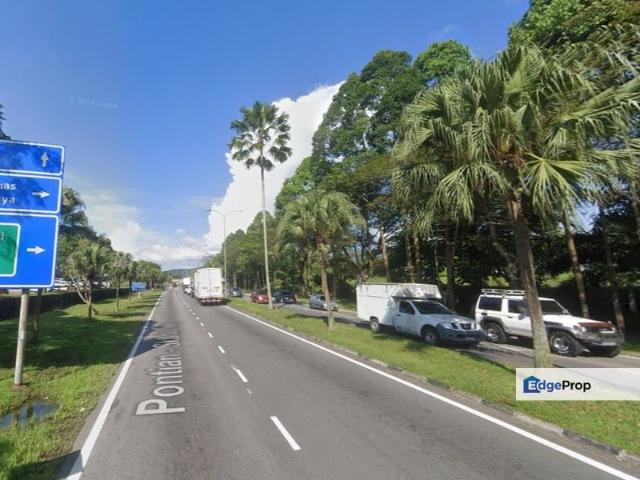 Shop for sale in Bukit Ledang, Johor