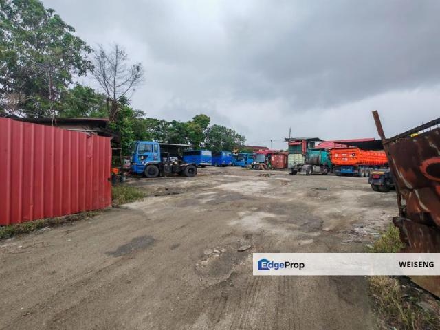 Warehouse for sale in Johor