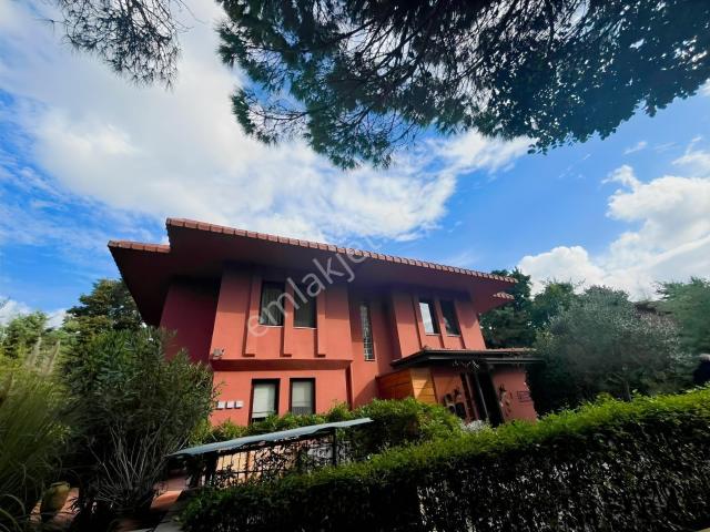 Kanlıca Mahallesi, Beykoz içerisinde kiralık Villa