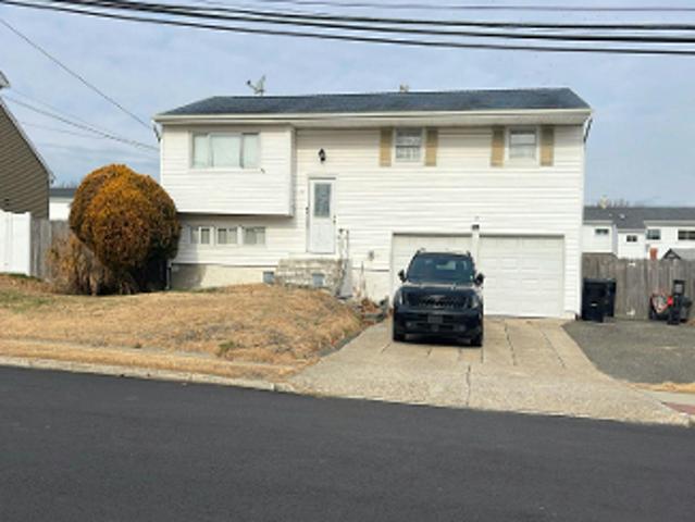 House for sale in Bohemia, New York