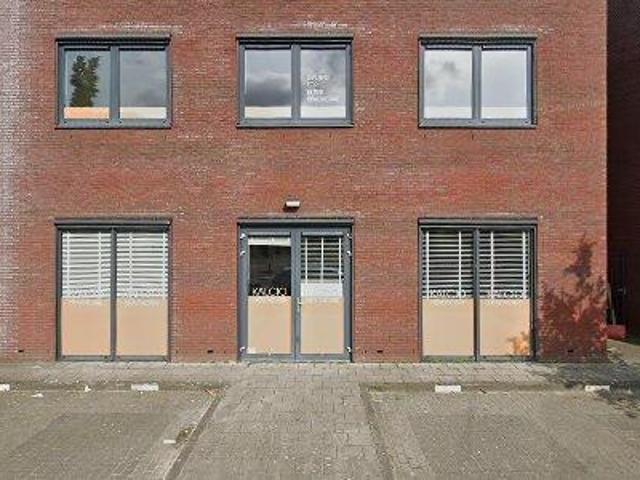 Bedrijfspand te huur in Almere-haven, Flevoland
