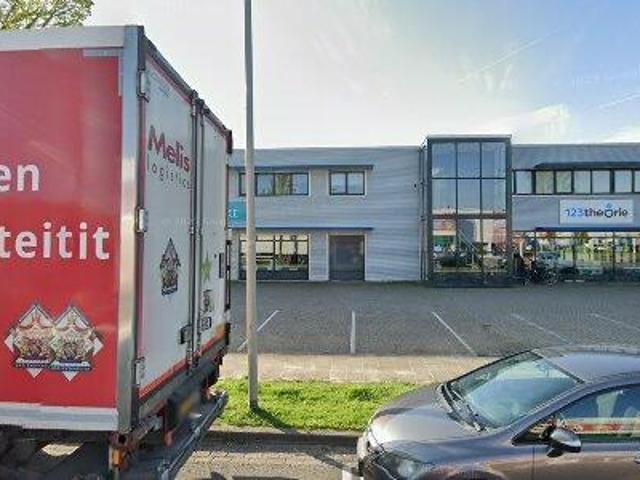 Bedrijfspand te huur in Overmaat, Arnhem