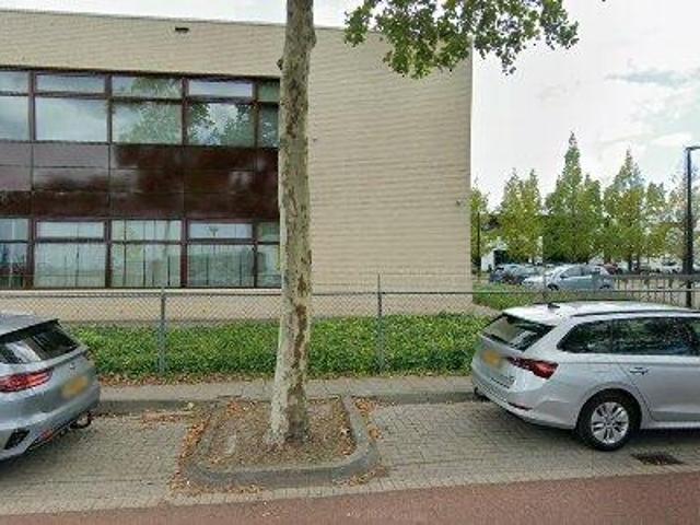 Bedrijfspand te huur in Woensel-Noord, Noord Brabant