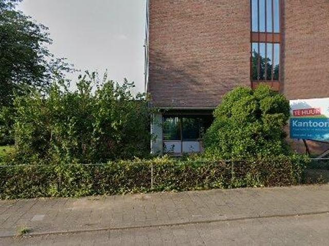 Bedrijfspand te huur in Zeswegen, Heerlen