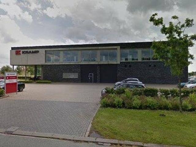 Bedrijfspand te huur in Leek, Groningen