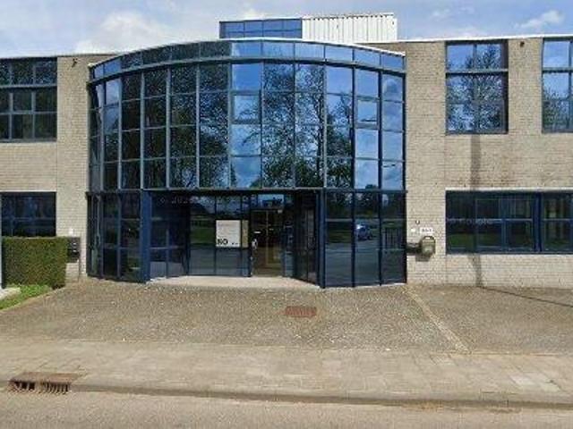 Bedrijfspand te huur in Lindenheuvel, Geleen