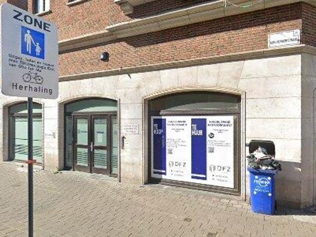 Bureau vente à Courtrai, West-Vlaanderen