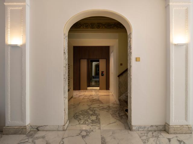 Bedrijfspand te huur in Centrum, Amsterdam